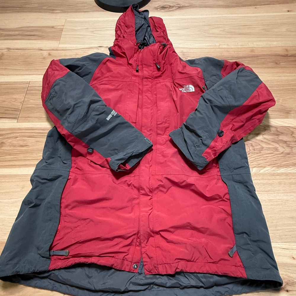 The North Face Summit Series Jacket Mens XL Red Gray Gore-Tex XCR Hooded Parka
